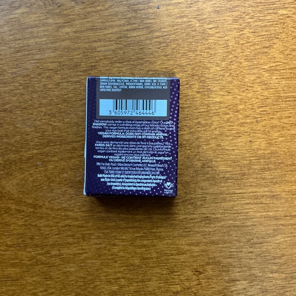 Urban Decay Eye Shadow - Picture 3 of 3